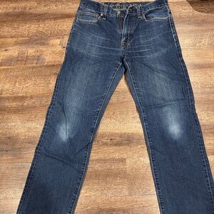 American Eagle Men’s Jeans zipper fly 32 x 34 Loose fit